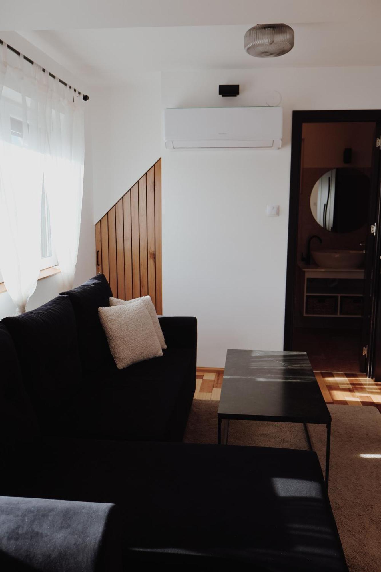 Doux Apartman Odorheiu Secuiesc Exterior photo